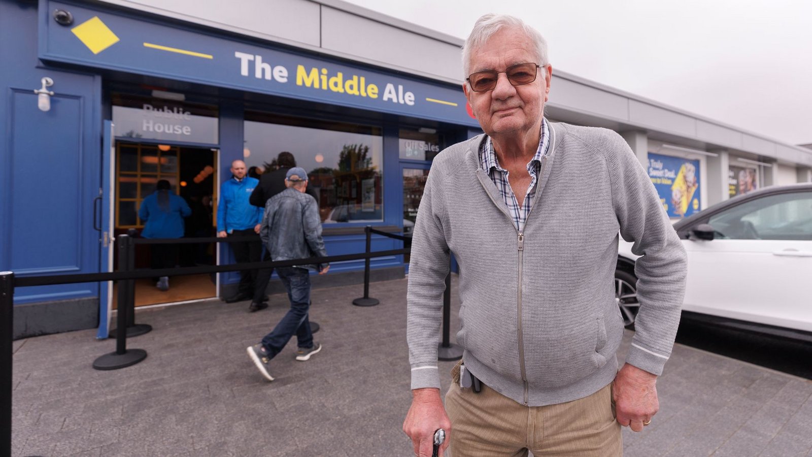 Der Lebensmittel-Discounter Lidl ist in Nordirland ins Pub-Geschäft eingestiegen.Foto: Liam Mcburney/PA Wire/dpa Der Lebensmittel-Discounter Lidl ist in Nordirland ins Pub-Geschäft eingestiegen.Foto: Liam Mcburney/PA Wire/dpa