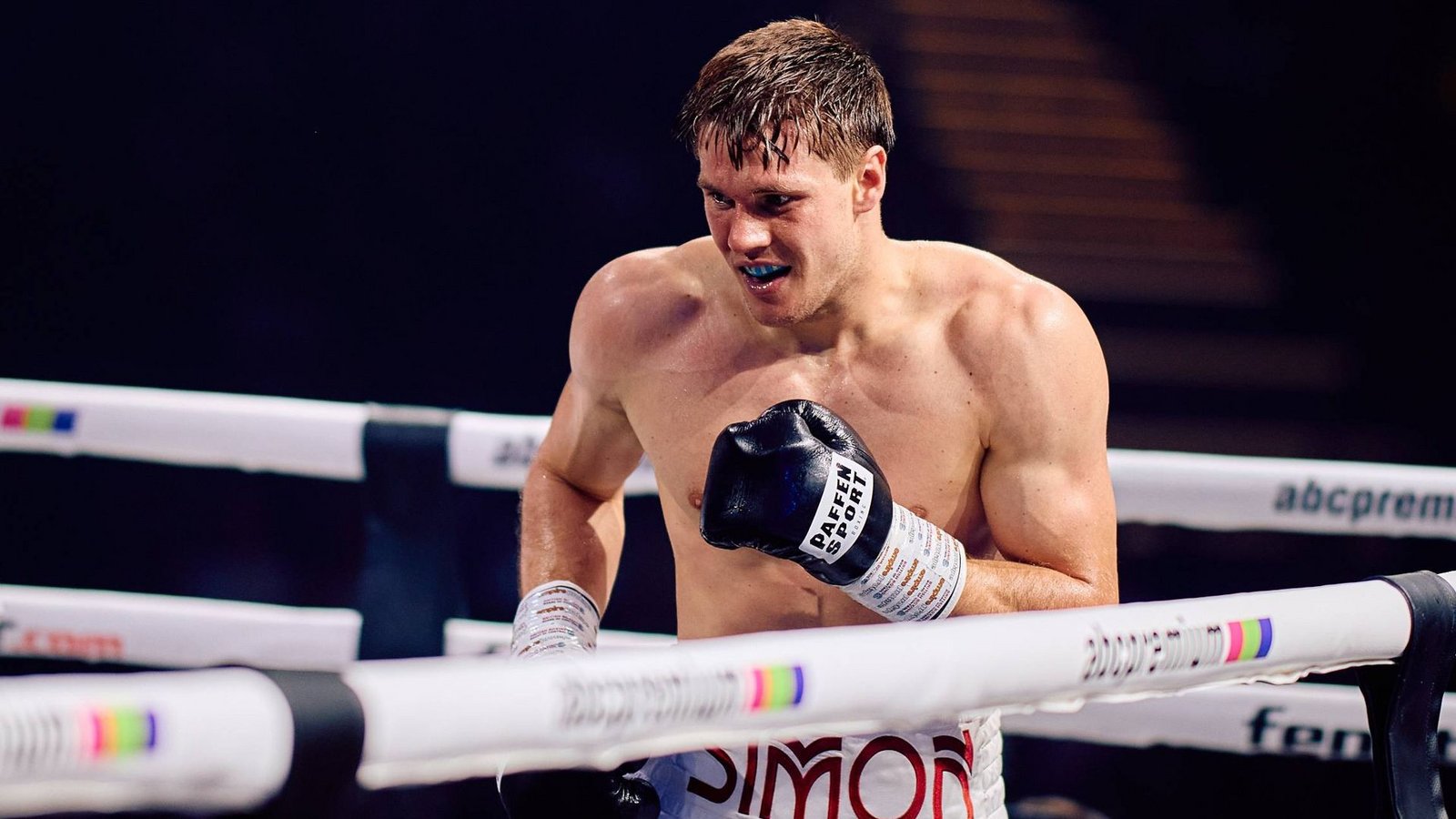 Simon Zachenhuber steigt am 11. April wieder in den Ring – diesmal in London.Foto: IMAGO/speedshot Simon Zachenhuber steigt am 11. April wieder in den Ring – diesmal in London.Foto: IMAGO/speedshot