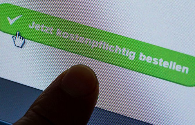 Der Mann soll mit seinen Fake-Onlineshops rund 1000 Menschen um erhebliche Summen gebracht haben.<span class='image-autor'>Foto: dpa</span>