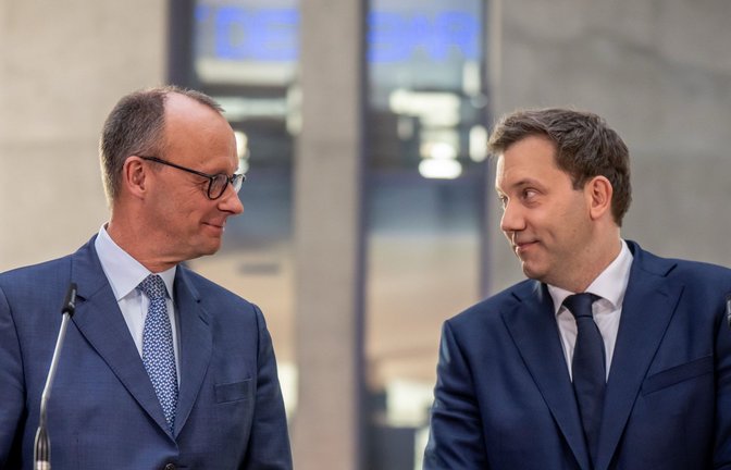 Friedrich Merz und Lars Klingbeil wollen für Union und SPD in Koalitionsverhandlungen gehen.<span class='image-autor'>Foto: dpa/Michael Kappeler</span>