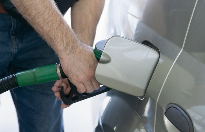 Der Tankrabatt steht vor dem Aus: Was das für Benzin- und Dieselpreise bedeutet und welche neuen Entlastungen jetzt diskutiert werden.<span class='image-autor'>Foto: Pietukhova / Shutterstock.com</span>