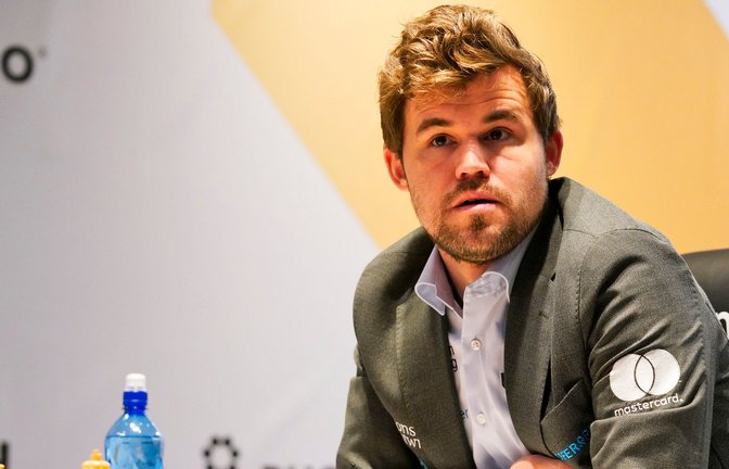 Verzichtet auf die Verteidigung seines WM-Titels: Magnus Carlsen.<span class='image-autor'>Foto: Jon Gambrell/AP/dpa</span>