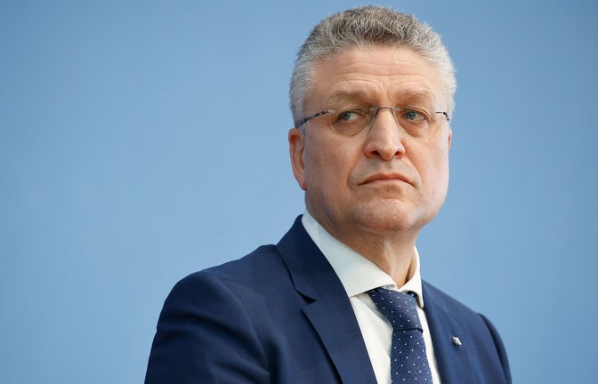 Wieler hatte vor zwei Wochen bekannt gegeben, dass er sein Amt als Präsident des Robert Koch-Instituts zum 1. April niederlegen werde.<span class='image-autor'>Foto: dpa/Carsten Koall</span>