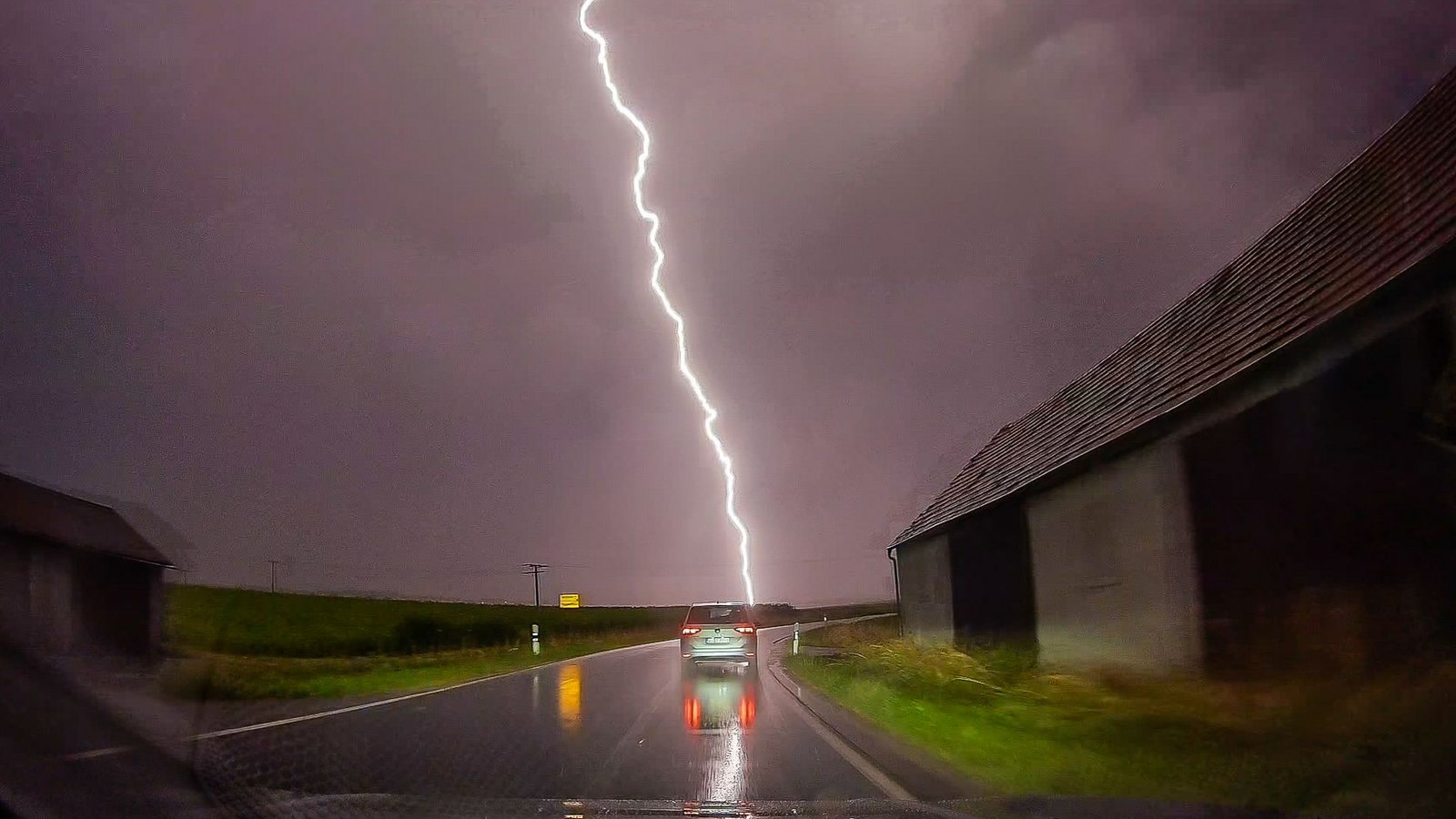 Unwetter und Dauerregen haben auch in der Region Stuttgart schwere Schäden verursacht.Foto: dpa/Ferdinand Merzbach Unwetter und Dauerregen haben auch in der Region Stuttgart schwere Schäden verursacht.Foto: dpa/Ferdinand Merzbach