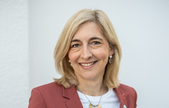 Gesundheitsministerin Nina Warken (CDU) muss den Mut zu Strukturreformen in der Pflegeversicherung  haben.<span class='image-autor'>Foto: Michael Kappeler/dpa</span>