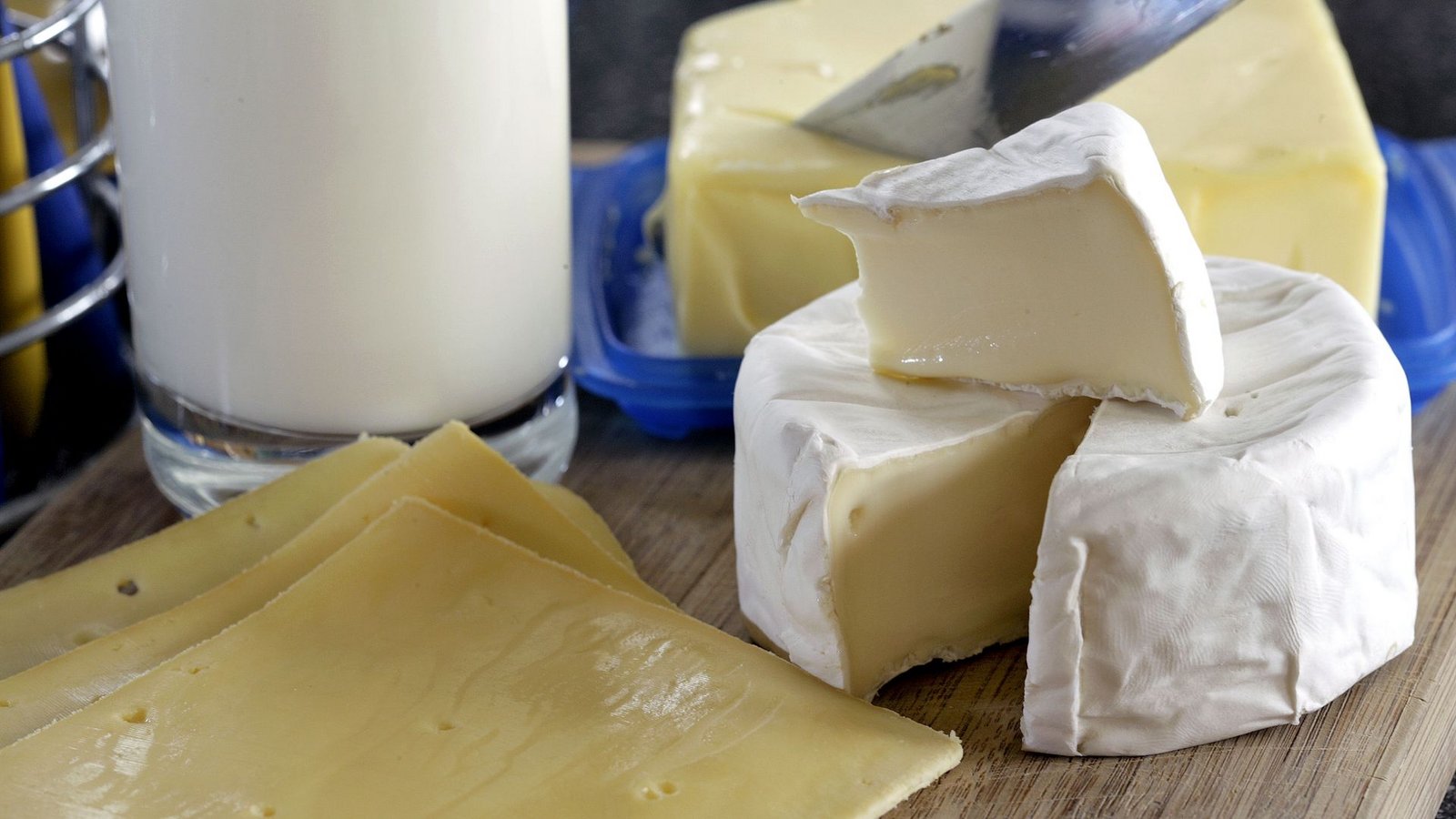 Milchprodukte stehen in Deutschland nach wie vor häufig auf dem Frühstücktisch. (Archivbild)Foto: picture alliance / dpa