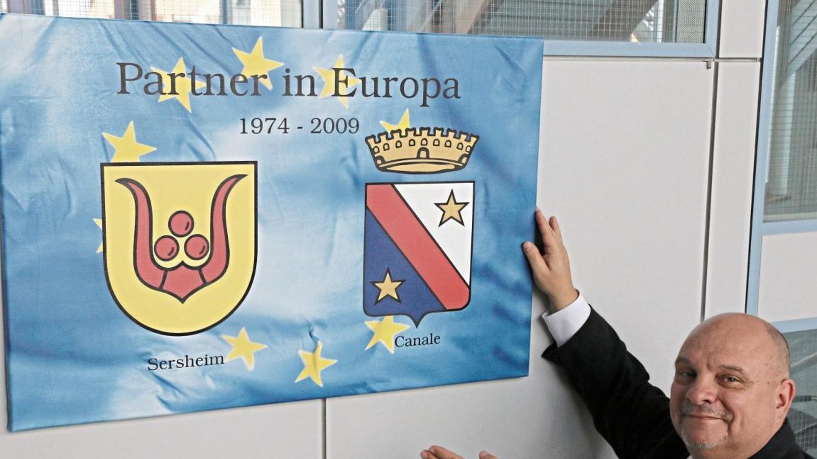 Bürgermeister Jürgen Scholz: Sersheim und Canale sind Partner in Europa. Foto: Bögel Bürgermeister Jürgen Scholz: Sersheim und Canale sind Partner in Europa. Foto: Bögel