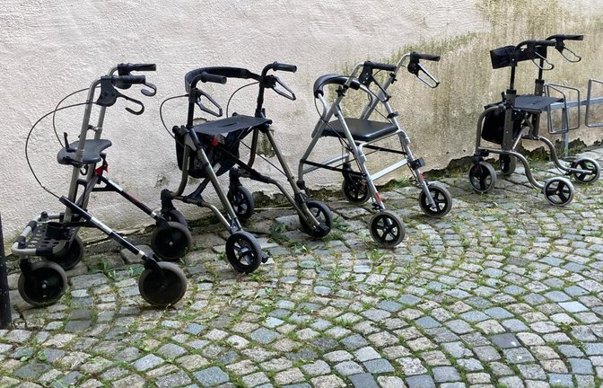 Parkplatzsituation beim Seniorenmittag in Aurich, entdeckt von Karin Kersch.