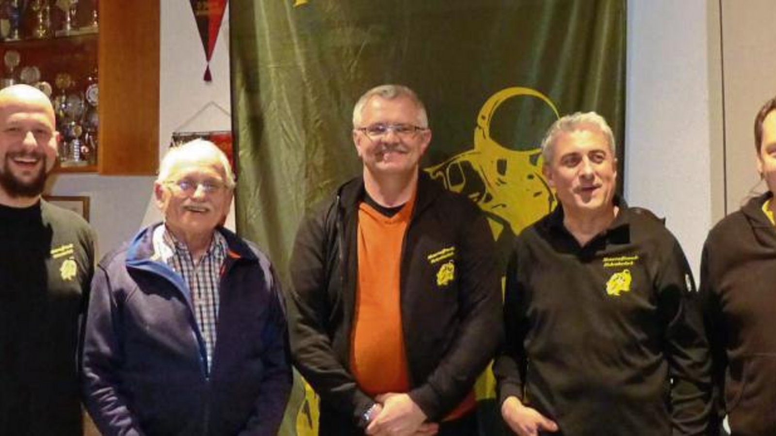 Zweiter Vorsitzender Ruben Müller, Urgestein Manfred Baumgärtner, Kassierer Hans Wörner, Vorsitzender Erich Wörz und Schriftfrüher Matthias Wallisch (von links). Foto: p Zweiter Vorsitzender Ruben Müller, Urgestein Manfred Baumgärtner, Kassierer Hans Wörner, Vorsitzender Erich Wörz und Schriftfrüher Matthias Wallisch (von links). Foto: p