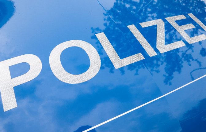 Die Polizei konnte den 38-jährigen Tatverdächtigen festnehmen. (Symbolbild)<span class='image-autor'>Boris Roessler/dpa</span>