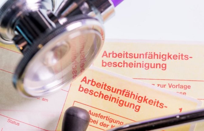 Nur zu 25 Prozent arbeitsunfähig? Oder doch zu 50 Prozent? Fragen, die noch geklärt werden müssen.<span class='image-autor'>Alexander Heinl/dpa</span>