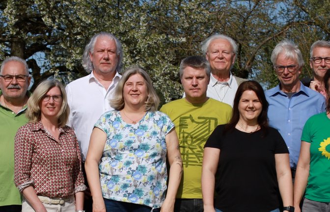 Auf dem Foto sind die GLS-Kandidaten zu sehen (von links): Ivo Kahle, Thomas Wörner, Angelika Belz, Rainer Rapp, Tamara Rapp, Thomas Brüx, Herbert Olbrich, Jasmin Braun, Christoph Kaup, Rüdiger Hezel, Franziska Müller, Dieter Beurer. <span class='image-autor'>Foto: p</span>
