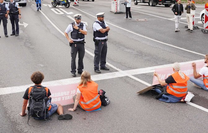 Die Protestaktion hatte für Staus auf der B10 gesorgt.<span class='image-autor'>Foto: Andreas Rosar Fotoagentur-Stuttg</span>