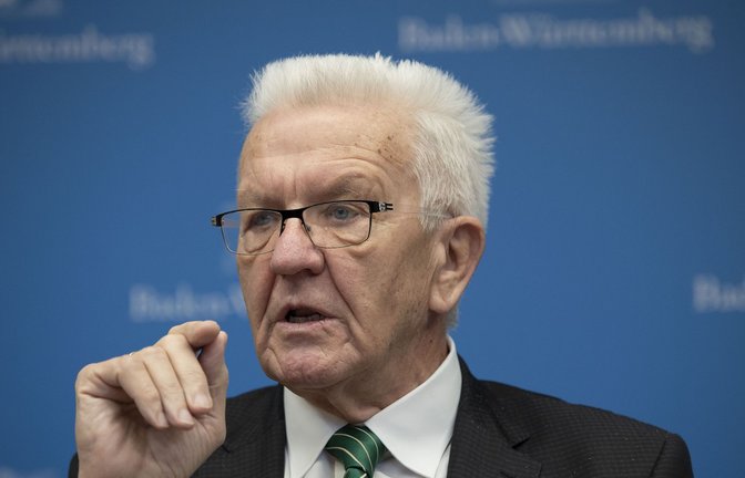 Baden-Württembergs Ministerpräsident Winfried Kretschmann will Haushaltsprobleme durch Einsparungen bei der Rente lösen (Archivfoto).<span class='image-autor'>Foto: Lichtgut/Leif Piechowski/Leif Piechowski</span>