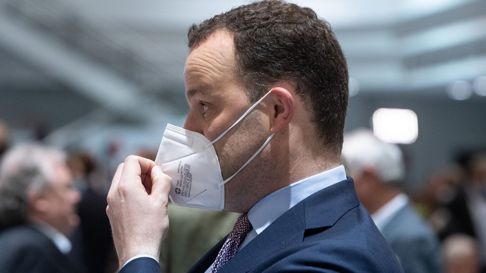Sein Maskendeal setzt Jens Spahn unter Druck.Foto: Bernd Thissen/dpa Sein Maskendeal setzt Jens Spahn unter Druck.Foto: Bernd Thissen/dpa