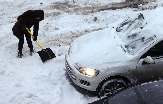 Im Winter haben Autofahrer oft ihre liebe Not.<span class='image-autor'>Foto: IMAGO/ITAR-TASS/Artyom Geodakyan</span>