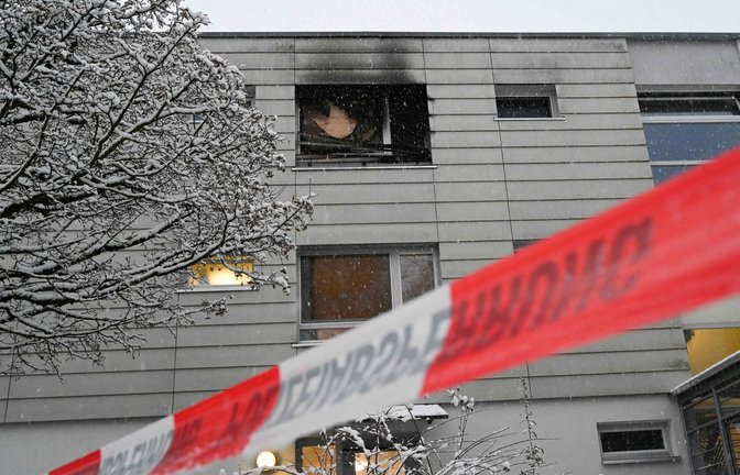 Nach dem Brand in Reutlingen dauern die Ermittlungen an.<span class='image-autor'>Foto: AFP/Thomas Kienzle</span>