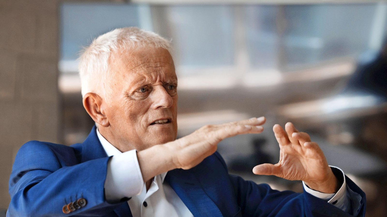 Fritz Kuhn, einst Spitzengrüner und Oberbürgermeister Stuttgarts, steht nun an der Spitze des Volkshochschulverbandes.Foto: Lichtgut/Leif Piechowski Fritz Kuhn, einst Spitzengrüner und Oberbürgermeister Stuttgarts, steht nun an der Spitze des Volkshochschulverbandes.Foto: Lichtgut/Leif Piechowski