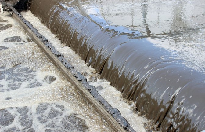 Kläranlagen sind manchmal eine Quelle für die PFAS-Chemikalien.<span class='image-autor'>Foto: dpa/Corinna Schwanhold</span>