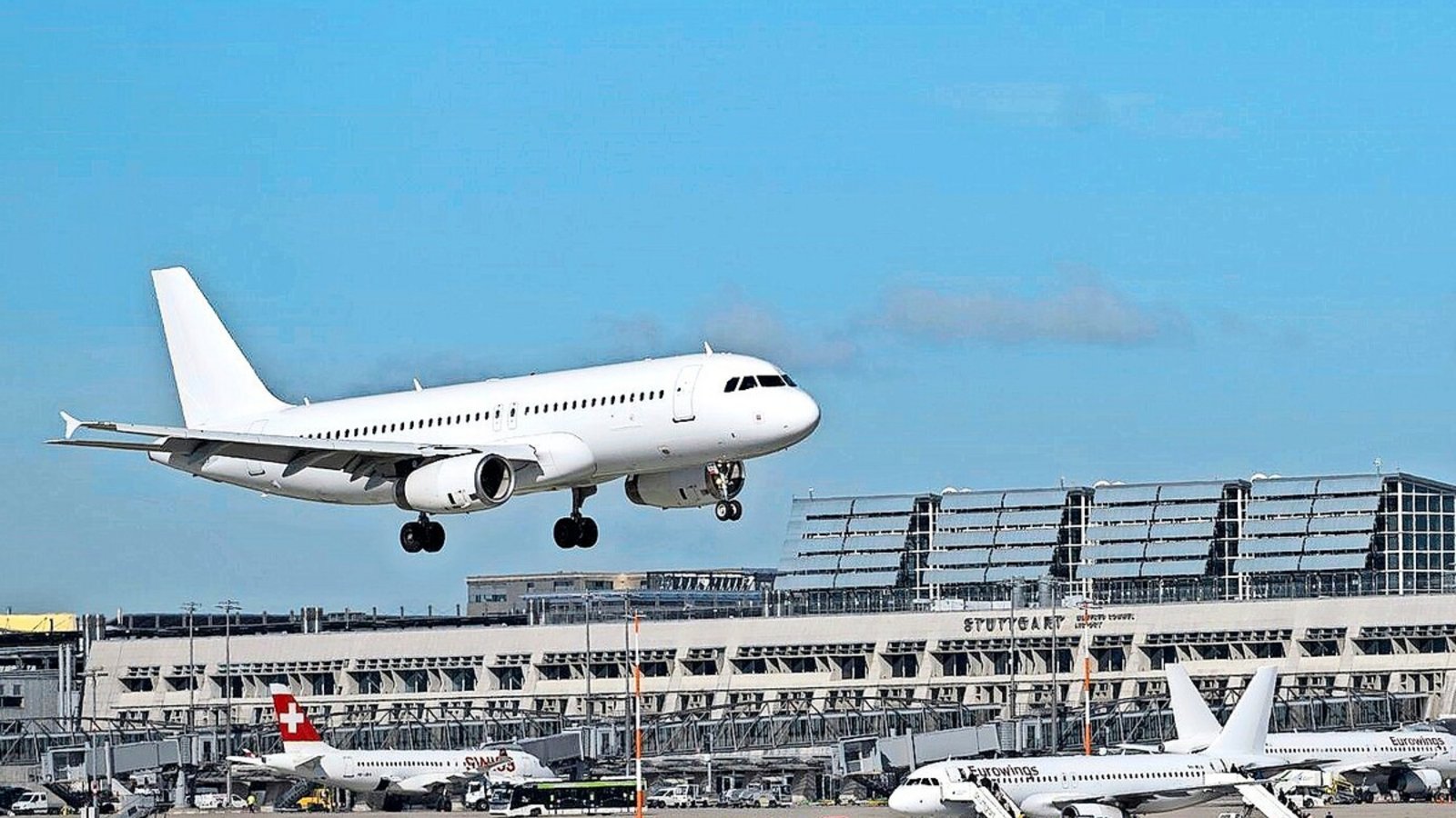 Frühstart in den Urlaub?Foto: dpa/Marijan Murat Frühstart in den Urlaub?Foto: dpa/Marijan Murat