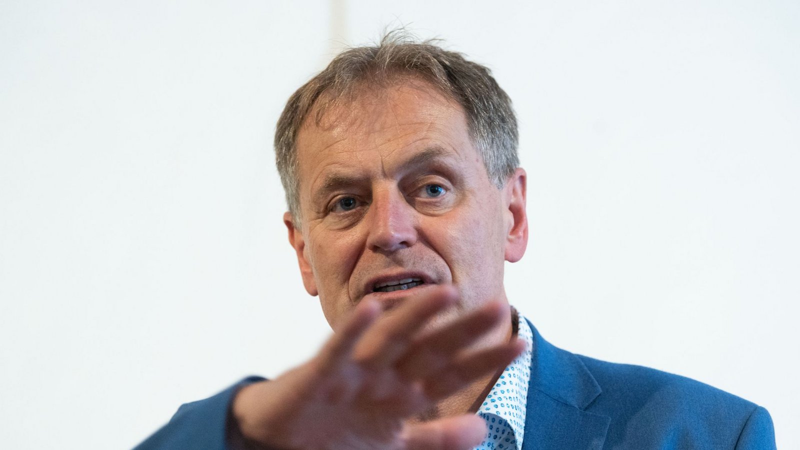 Hört er auf oder macht er weiter? Richard Arnold spannt Schwäbisch Gmünd auf die Folter.Foto: dpa/Marijan Murat Hört er auf oder macht er weiter? Richard Arnold spannt Schwäbisch Gmünd auf die Folter.Foto: dpa/Marijan Murat