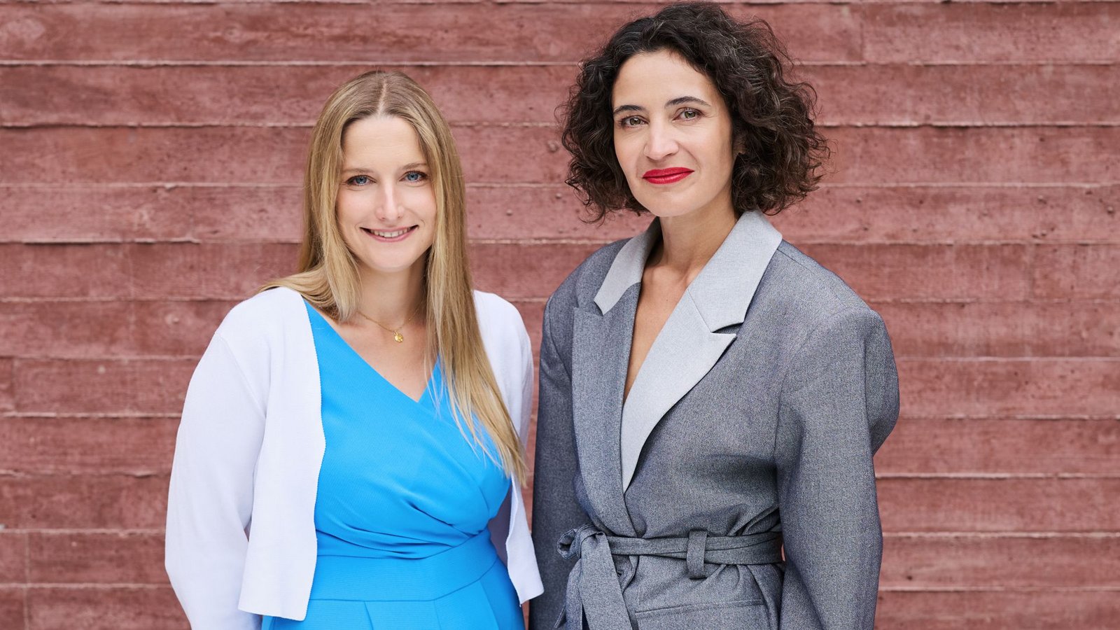Josephine Ballon (l) und Anna-Lena von Hodenberg (r), Geschäftsführerinnen der Organisation HateAid (Archivfoto).Foto: Sven Serkis/HateAid/dpa/Sven Serkis