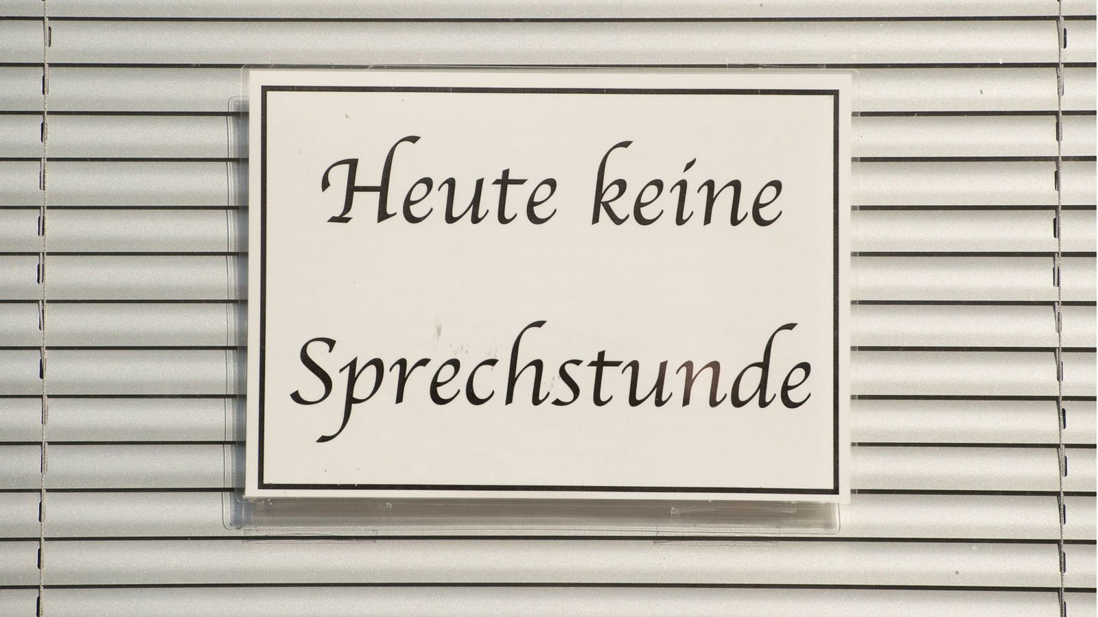 Der Virchowbund rechnet damit, dass bis zum Jahresende Tausende Praxen geschlossen bleiben.Foto: dpa//Sebastian Kahnert