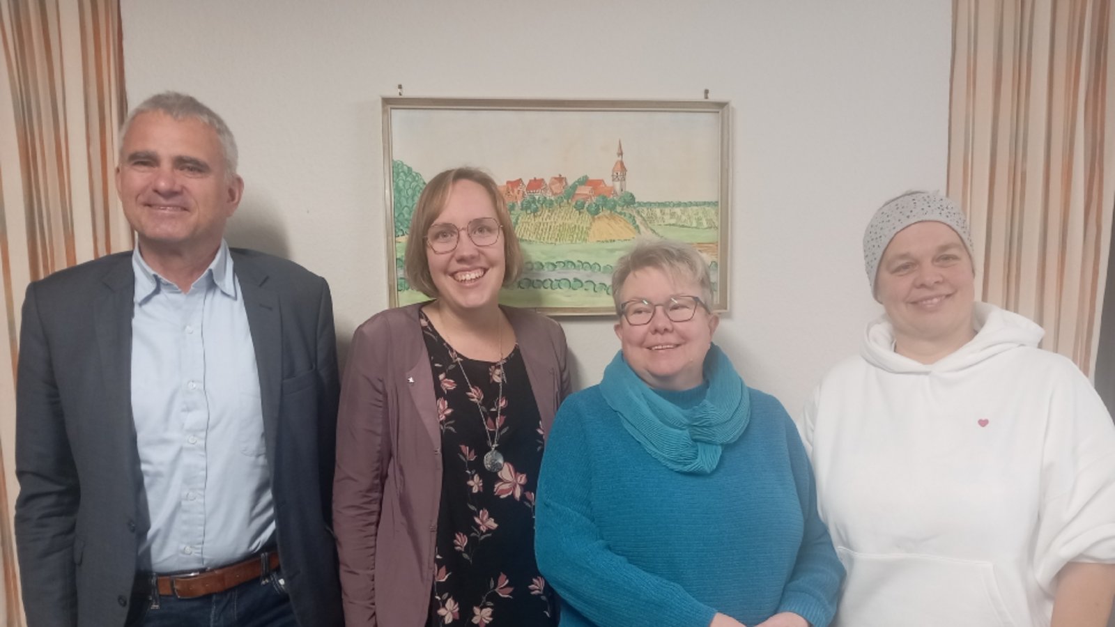 Holger Albrich, Deborah Weiß, Dr. Beate Quasdorff und Viola Lepp (von links). Foto: Glemser Holger Albrich, Deborah Weiß, Dr. Beate Quasdorff und Viola Lepp (von links). Foto: Glemser