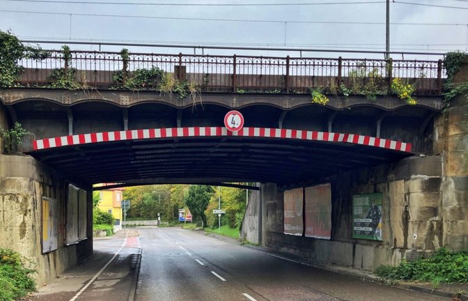 Für den Einbau der Hilfsbrücke sind Vollsperrungen nötig.  <span class='image-autor'>Foto: DB InfraGO AG</span>