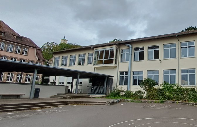 Die Instandhaltung beziehungsweise Sanierung von öffentlichen Gebäuden wie Schulen belastet die Haushalte. Archivfoto: VKZ/Rücker