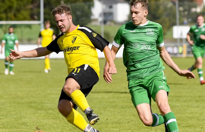 Ein echter Härtetest steht für den Ensinger Dominik Urbani (links) an. <span class='image-autor'>Foto: Leitner</span>