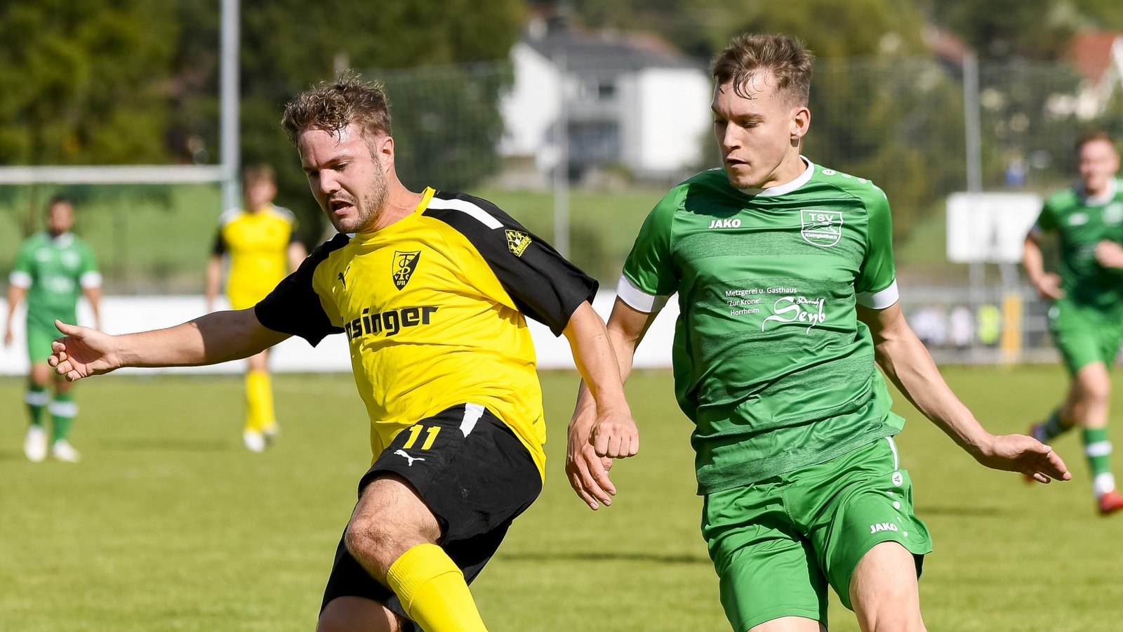 Ein echter Härtetest steht für den Ensinger Dominik Urbani (links) an. Foto: Leitner Ein echter Härtetest steht für den Ensinger Dominik Urbani (links) an. Foto: Leitner
