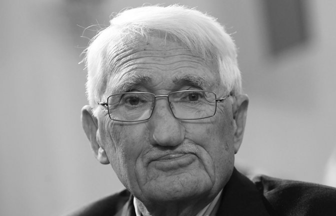 Jürgen Habermas ist mit 96 Jahren gestorben. (Archivfoto)<span class='image-autor'>Foto: Arne Dedert/dpa</span>