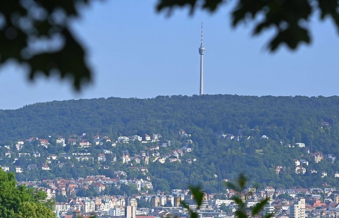 Zahlreiche Grundstücksbesitzer in bester Lage müssen vorerst die hohen Grundsteuer-Rechnungen bezahlen.<span class='image-autor'>Foto: www.imago-images.de</span>