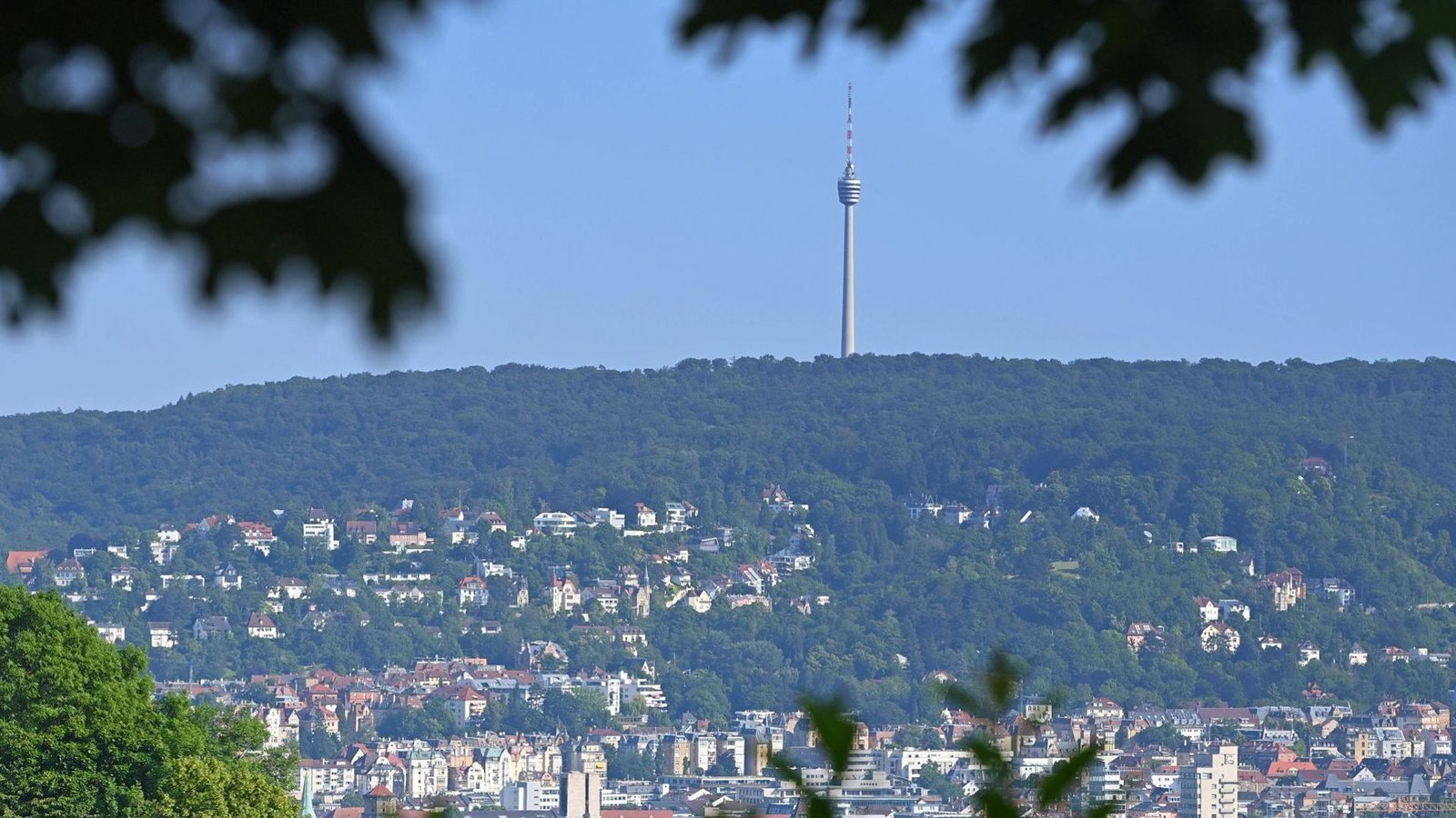 Zahlreiche Grundstücksbesitzer in bester Lage müssen vorerst die hohen Grundsteuer-Rechnungen bezahlen.Foto: www.imago-images.de Zahlreiche Grundstücksbesitzer in bester Lage müssen vorerst die hohen Grundsteuer-Rechnungen bezahlen.Foto: www.imago-images.de