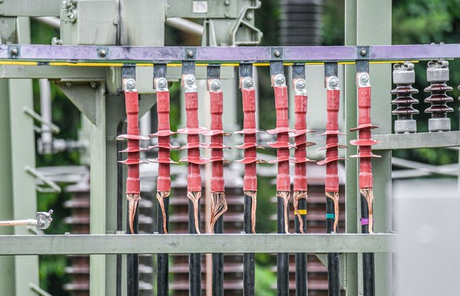 Im Reutlinger Umspannwerk hat es vor wenigen Tagen gebrannt.<span class='image-autor'>Foto: Jason Tschepljakow/dpa</span>