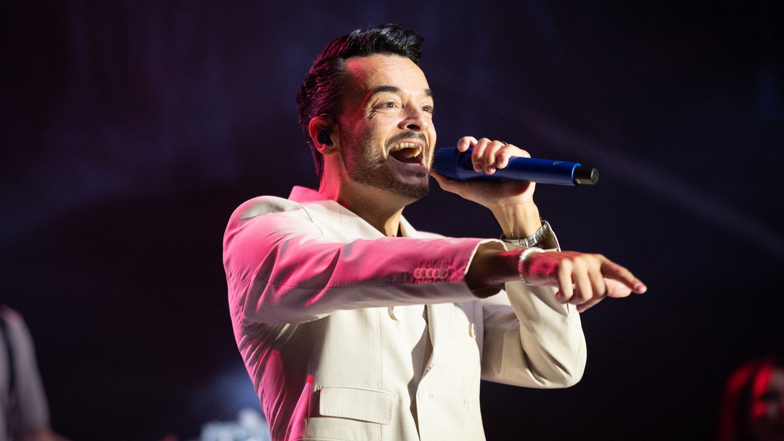Giovanni Zarella, hier bei dem Konzert im Sommer 2025 auf dem Killesberg, blickt auf eine 25-jährige Karriere zurück.Foto: Lichtgut/Julian Rettig