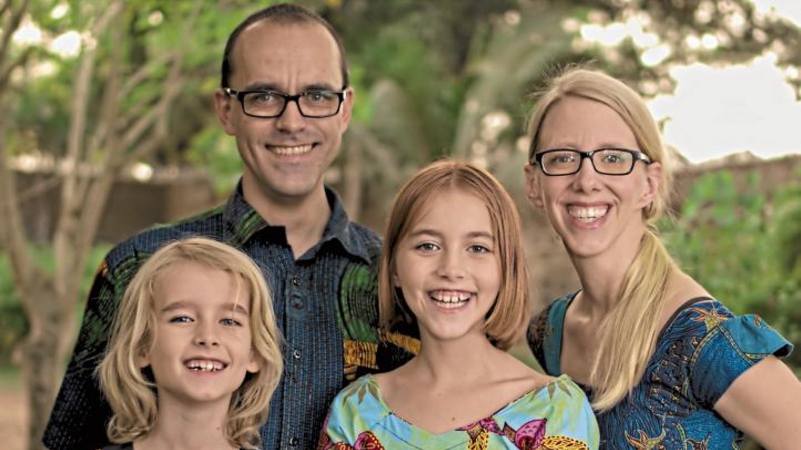 Melanie Janietz (rechts) und ihre Familie leben seit drei Jahren in Sierra Leone.  Foto: p