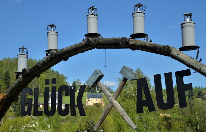 Das sächsische Bad Schlema war jahrzehntelang geprägt durch die Uranmine Wismut.<span class='image-autor'>Foto: picture alliance / dpa</span>