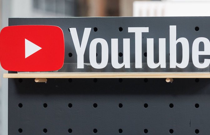 YouTube Logo: Der Videodienst feiert sein 20-jähriges Bestehen (Archivfoto).<span class='image-autor'>Foto: IMAGO/foto2press/IMAGO/Steffen Proessdorf</span>