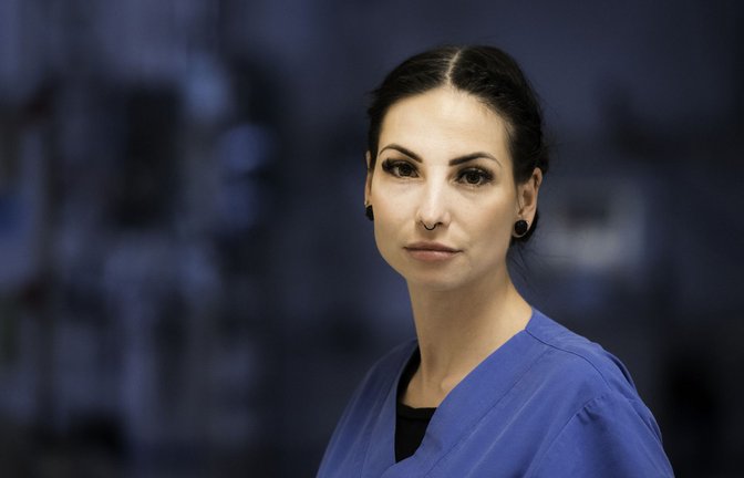 Lisa Zangrando arbeitet auf der Kinder-Intensivstation.<span class='image-autor'>Foto: Wolfgang Albers</span>