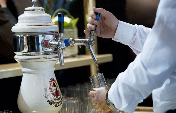 So viel steht fest: in der Meckatzer Bräustüble gibt es für die ungebetenen Gäste kein Bier.<span class='image-autor'>Foto: ARochau - stock.adobe.com</span>