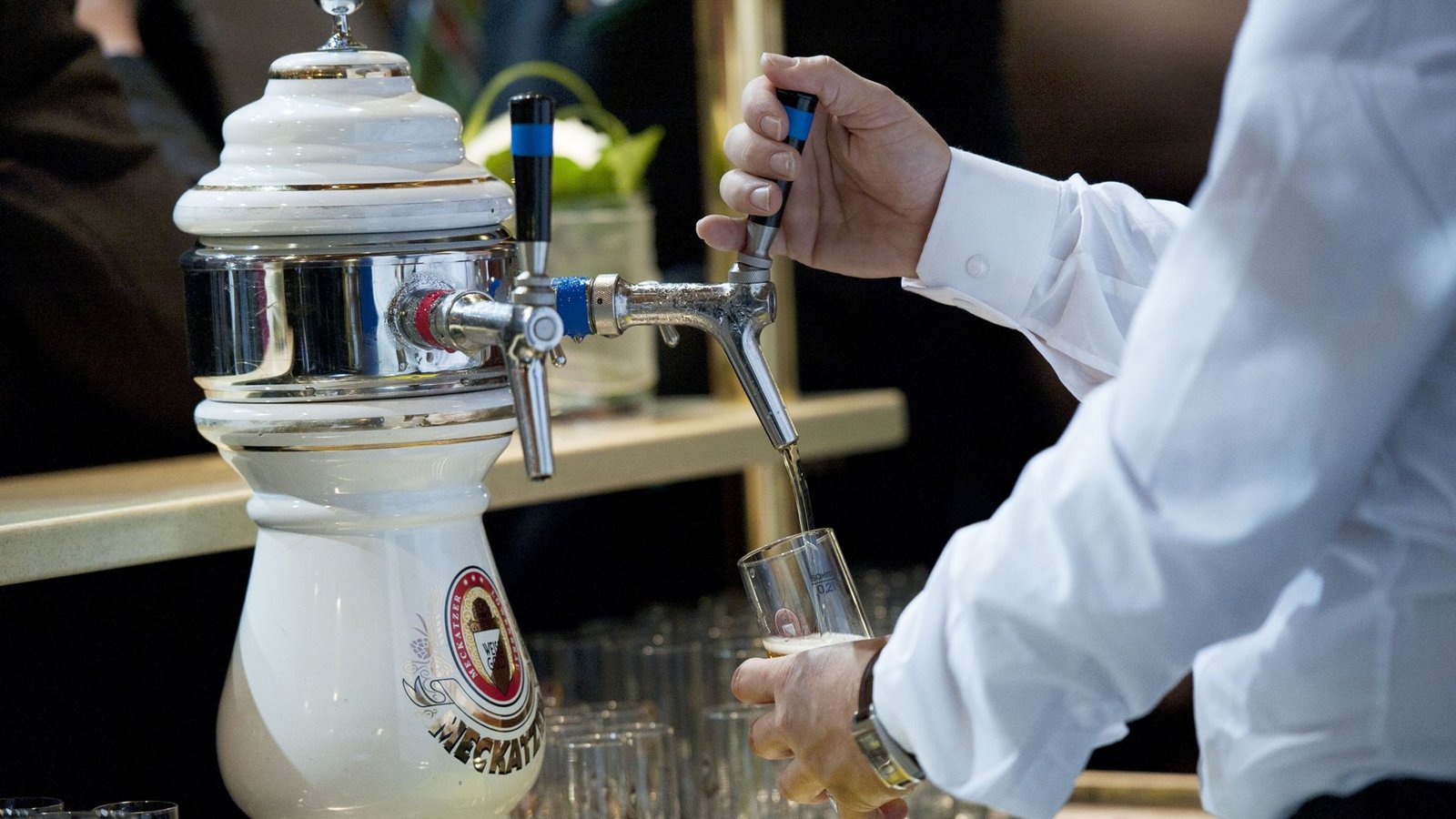 So viel steht fest: in der Meckatzer Bräustüble gibt es für die ungebetenen Gäste kein Bier.Foto: ARochau - stock.adobe.com