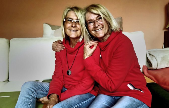 Seit 62 Jahren unzertrennlich: Mary (links) und Gisela Hafner<span class='image-autor'>Foto: / Robin Szuttor</span>