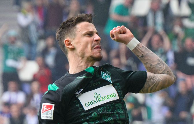 Marco Friedl brachte den SV Werder Bremen mit seinem Tor zum 1:0 in Aue auf die Siegerstraße.<span class='image-autor'>Foto: Robert Michael/dpa</span>