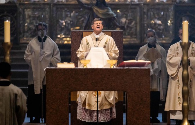 Erzbischof Stephan Burger predigte am Ostersonntag im Freiburger Münster. Auch dieser Gottesdienst wurde als Livestream ins Internet übertragen. (Archivbild)<span class='image-autor'>Foto: dpa/Philipp von Ditfurth</span>
