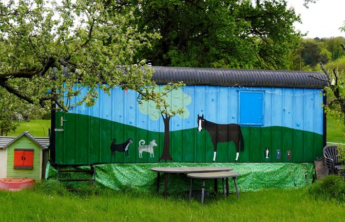 „Wer hat noch so ein schönes Gartengrundstück wie in Gündelbach?“, fragt Rudi Thalhäuser zu seinem Foto.