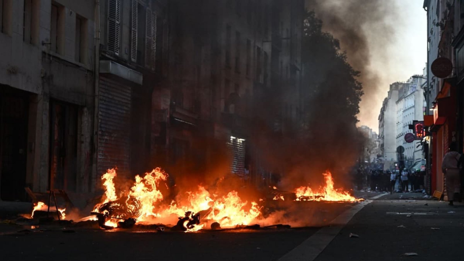 In Frankreich ist es zu heftigen Ausschreitungen gekommen.Emma Da Silva/AP/dpa In Frankreich ist es zu heftigen Ausschreitungen gekommen.Emma Da Silva/AP/dpa