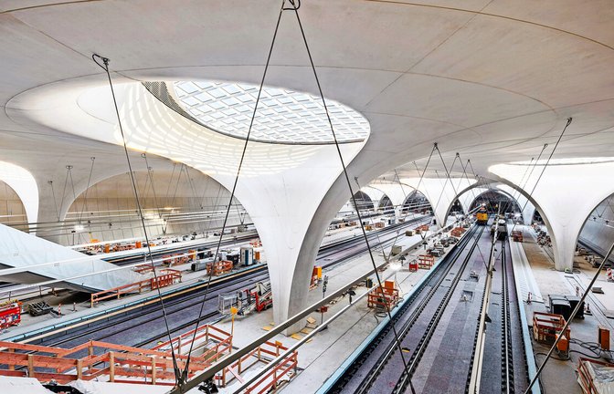 Der Hauptbahnhof bleibt länger als gedacht eine Baustelle – was der Stadt finanziell nützt.<span class='image-autor'>Foto: Deutsche Bahn AG/HGEsch Photography</span>
