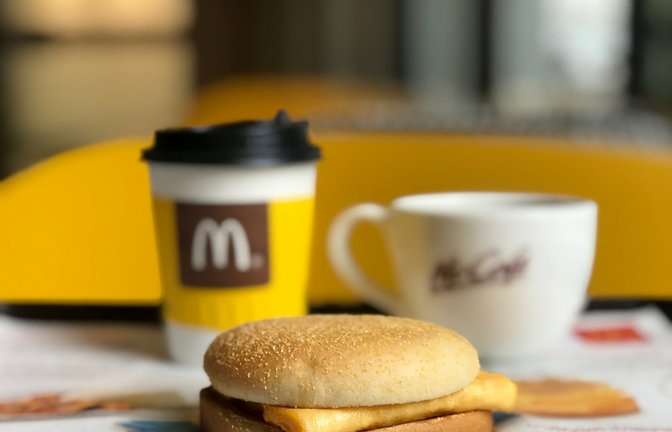 Das Frühstücksangebot gibt es nicht den ganzen Tag.<span class='image-autor'>Foto: pancha.me / shutterstock.com</span>